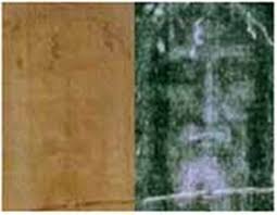 کفنی که به عیسی مسیح نسبت داده شده است!