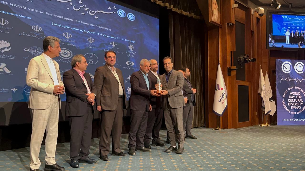 پتروشیمی فن آوران درخشان ترین برند تولید سبز کشور شد