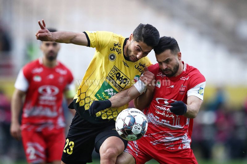 سپاهان ۳-پرسپولیس ۲، حذف غول پایتخت در نقش جهان + حواشی