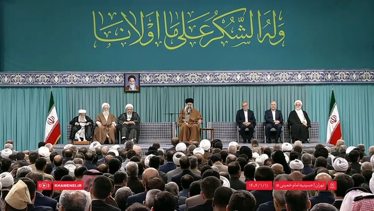 دیدار مسئولان نظام و سفرای کشورهای اسلامی با رهبر انقلاب