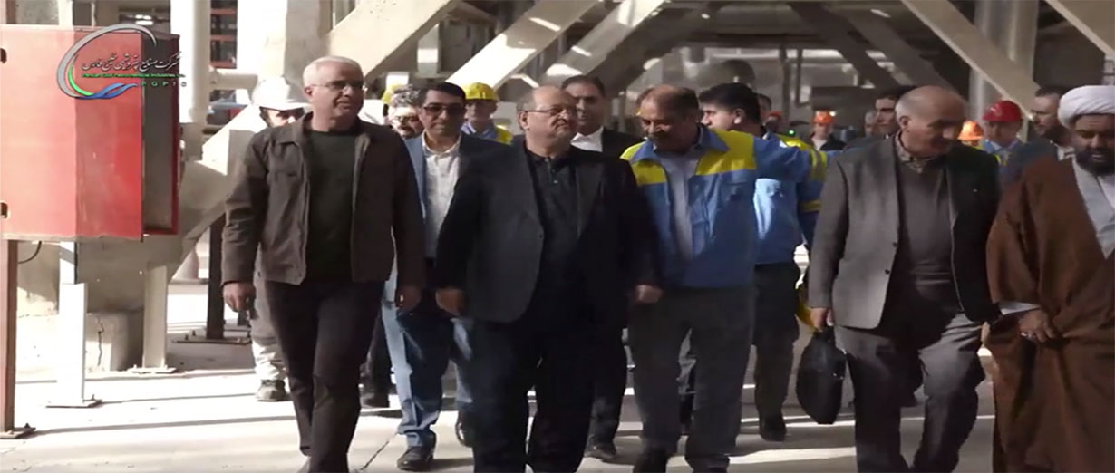 بازدید شریعتمداری از پتروشیمی بوعلی سینا