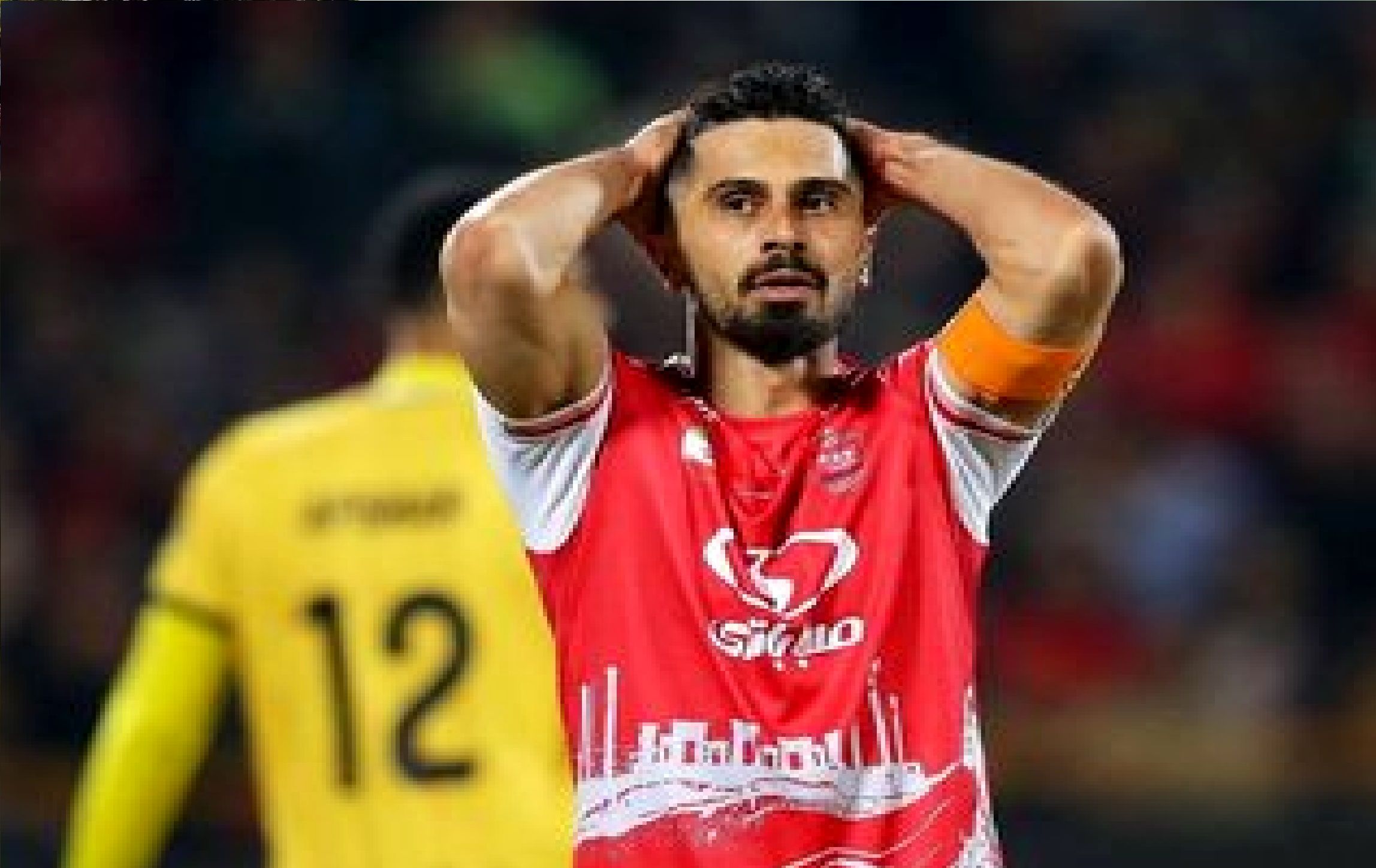 پایان فصل برای کاپیتان پرسپولیس/انجام عمل جراحی روی زانوی عالیشاه