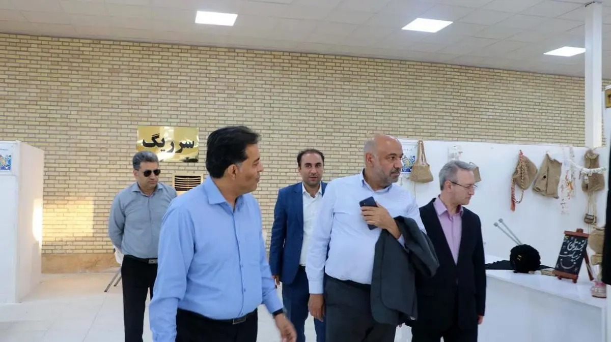 مشاغل خانگی نقش مهمی در ایجاد اشتغال و رونق اقتصادی دارد