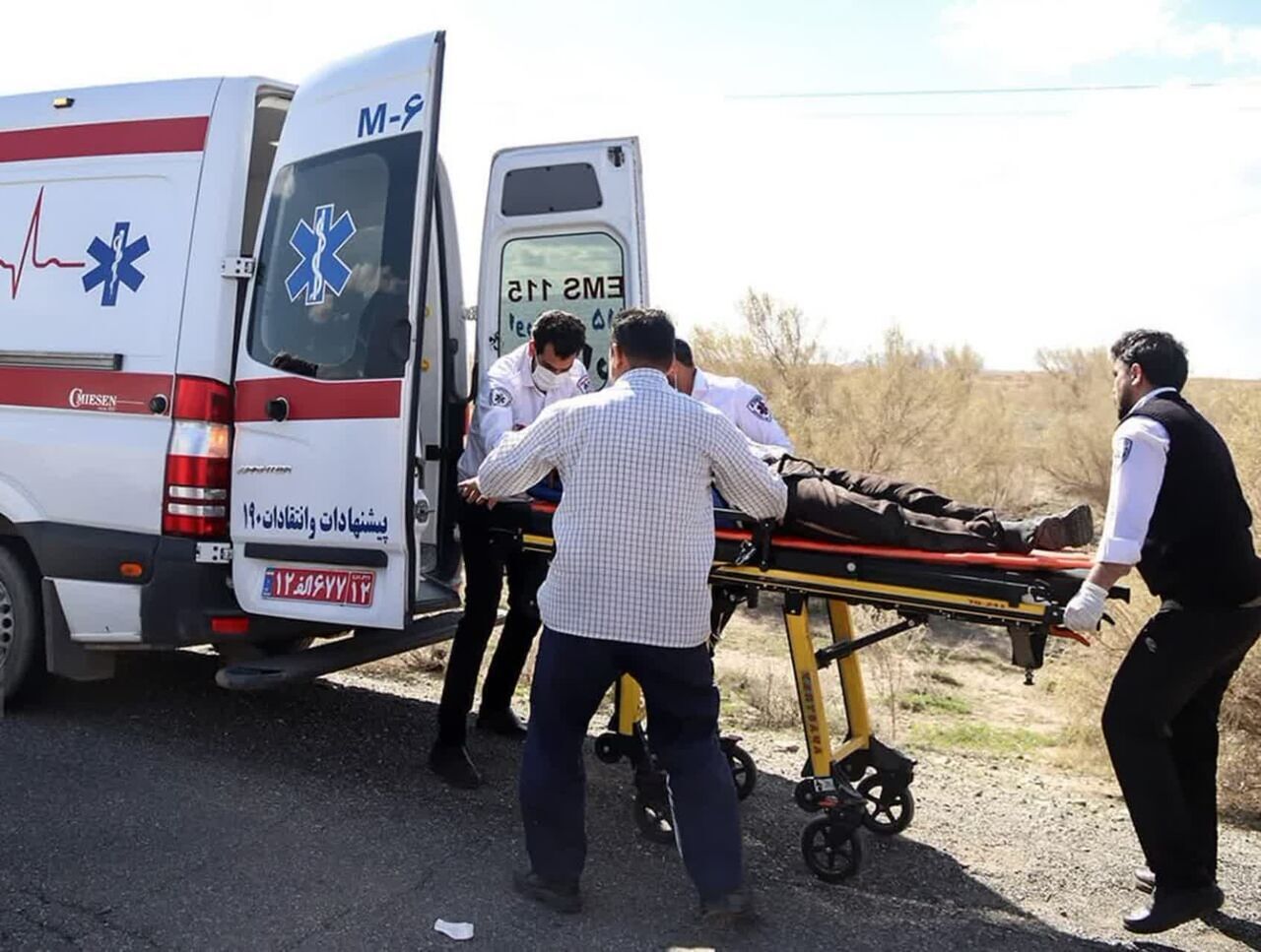 برخورد اتوبوس با پراید در جاده فهرج – زاهدان ۱۱ مصدوم بر جا گذاشت