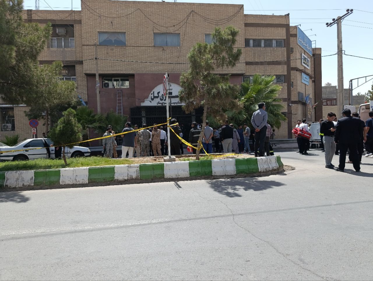 حمله تروریستی به دادگستری زاهدان پنج شهید و ۱۳ مجروح بر جا گذاشت