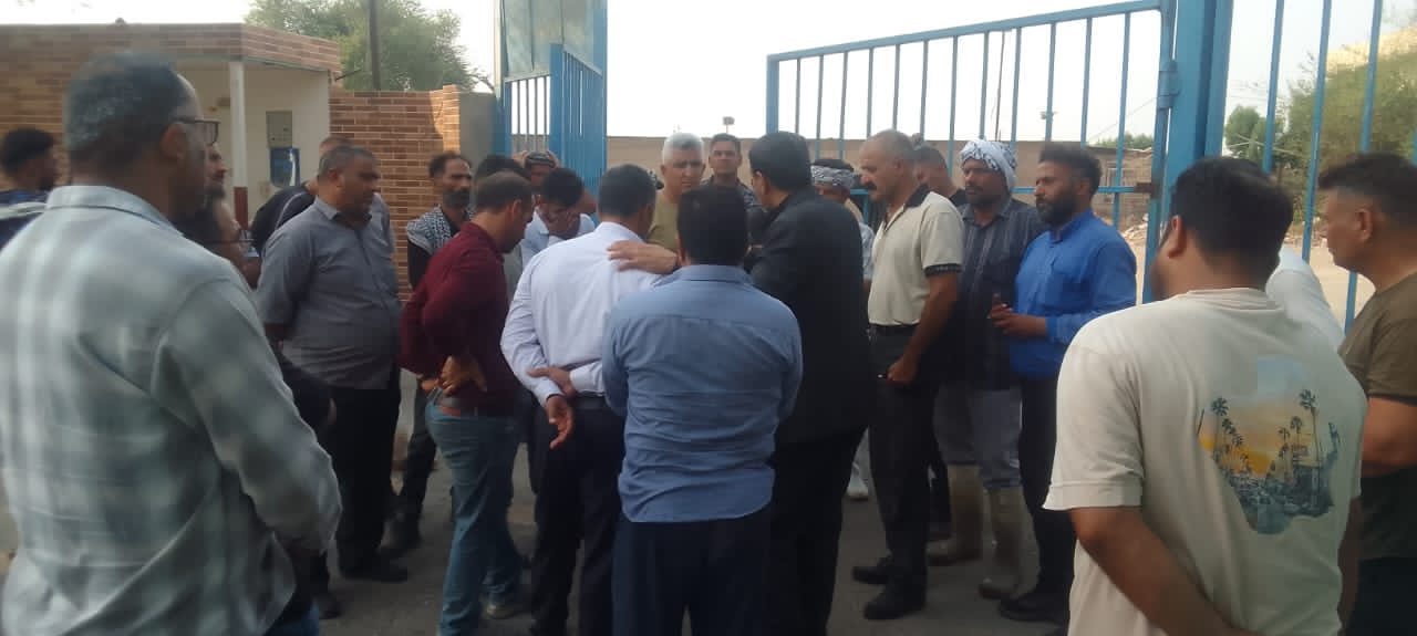 اعتراض کارگران خدمات شهری و رانندگان شهرداری شوش به معوقات دوماهه