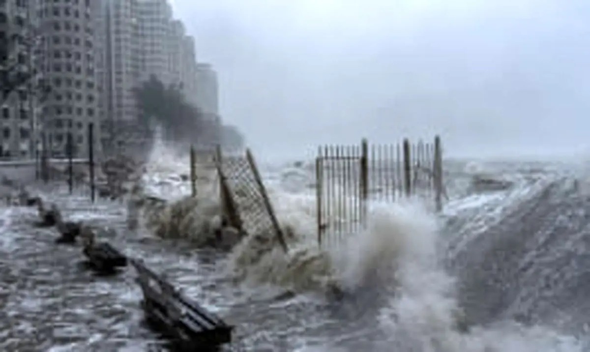 تخلیه هزاران نفر و تعطیلی فرودگاه‌ها در پی طوفان در ویتنام