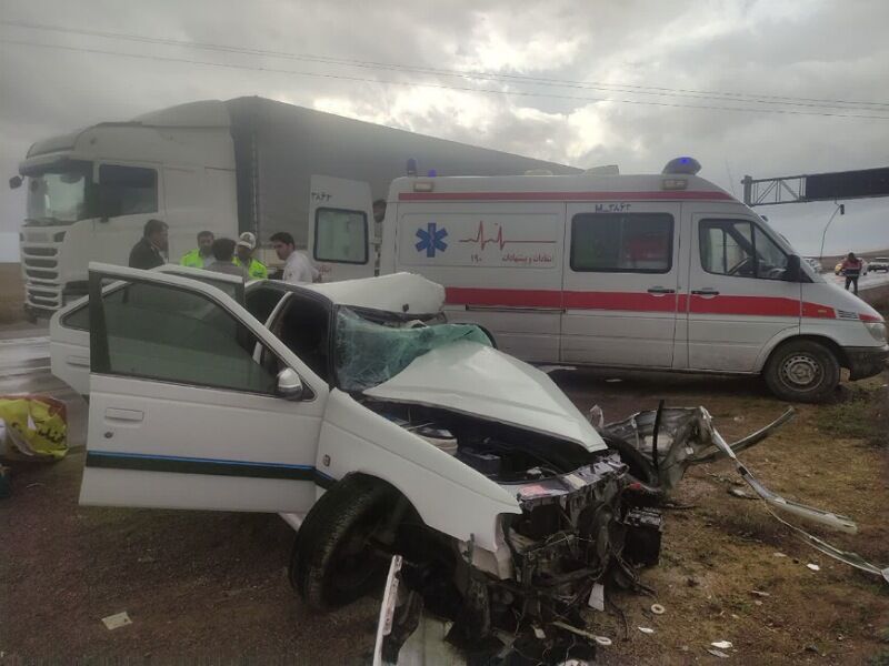 جان باختن پنج نفر به دنبال سانحه تصادف در جاده نهاوند – فیروزان