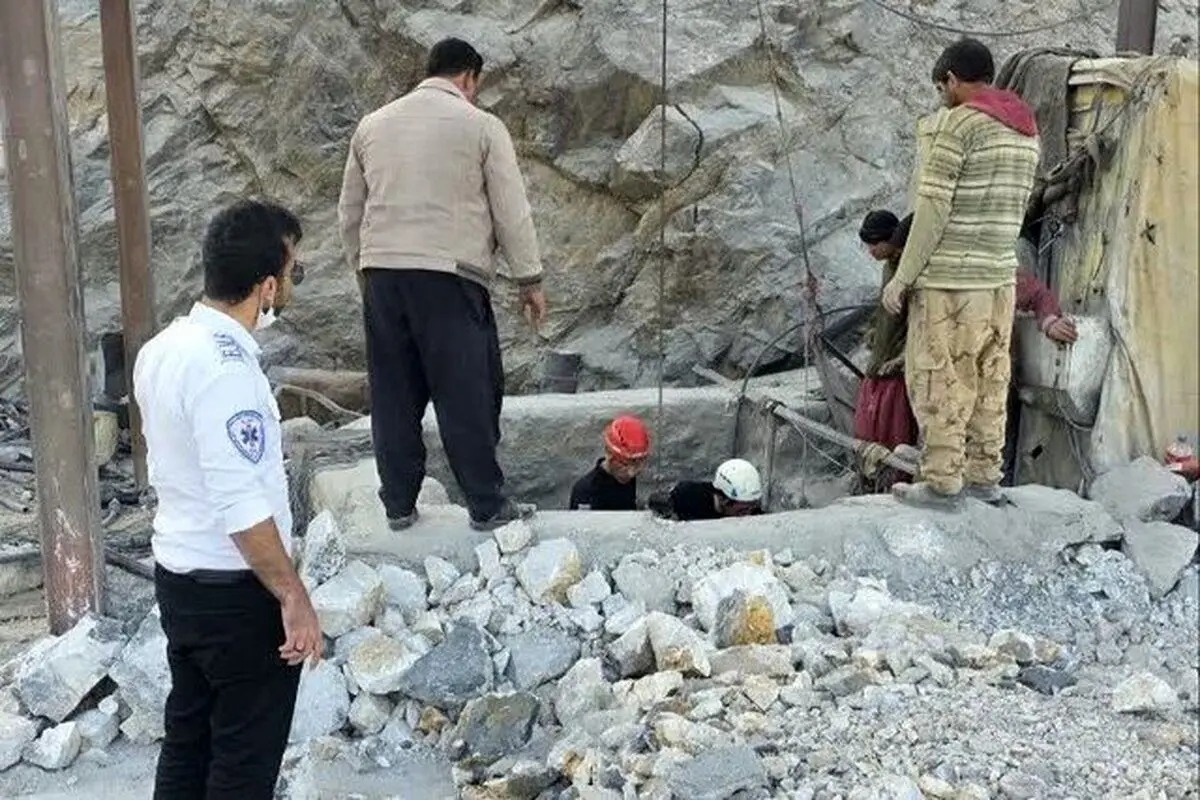 مصدومیت دو کارگر در پی ریزش معدن روستای دربید یزد