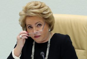 مسکو: ناتو با دست‌های اوکراین با روسیه در جنگ است