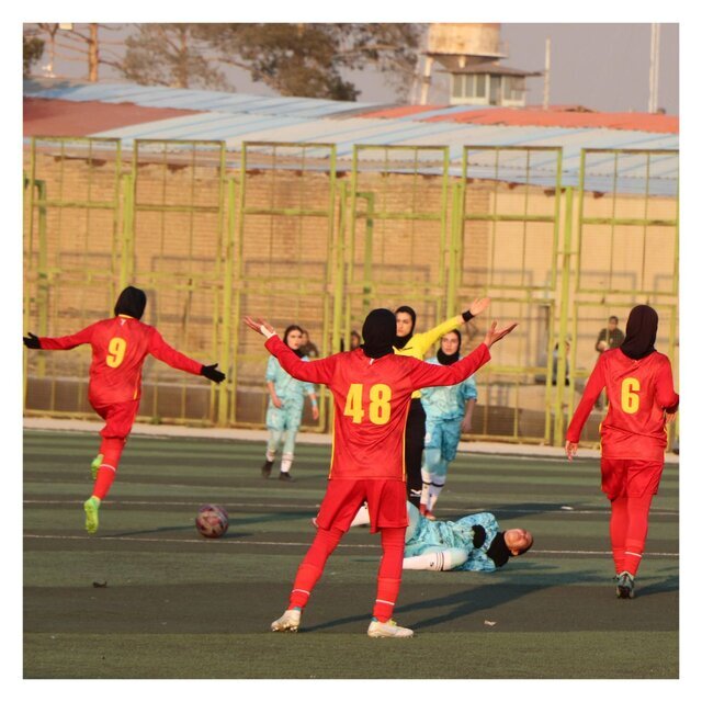 پیروزی فولاد نوین و شکست تیم بانوان فولاد در رقابتهای کشوری