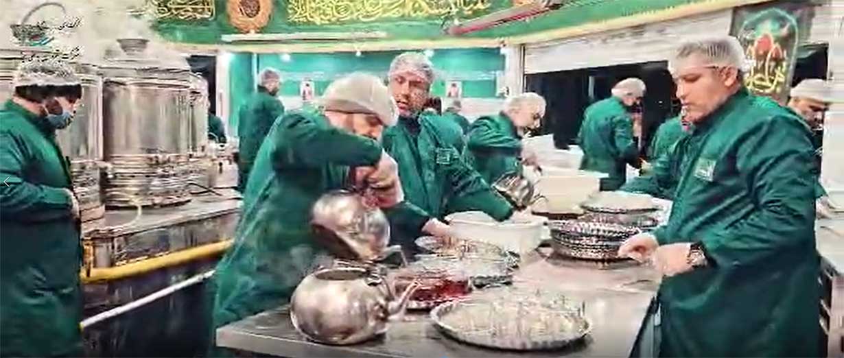 کاروان عاشقان رضوی پتروشیمی بوعلی در حرم امام هشتم «ع»