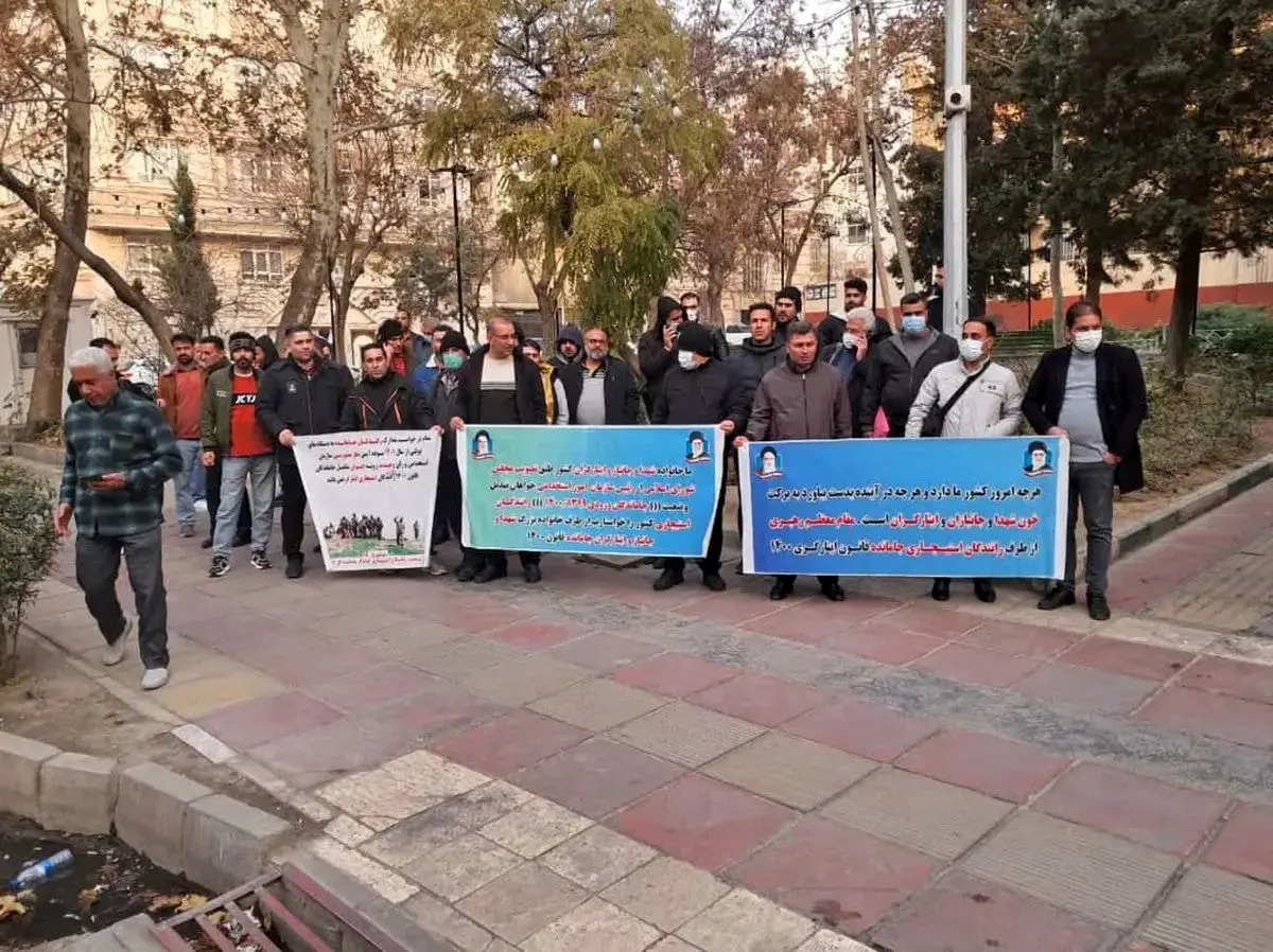 تجمع رانندگان استیجاری ایثارگر مقابل سازمان امور استخدامی