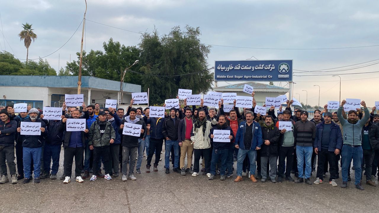 هفتمین روز تجمع اعتراضی کارگران شرکت قند خاورمیانه در شوش ادامه یافت