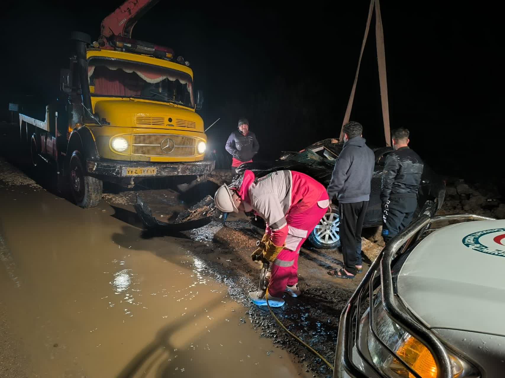 امدادرسانی هلال‌احمر به ۲ هزار و ۶۴۸ متاثر از بارش، سیلاب ،برف‌ و کولاک در ۱۰ شهرستان خوزستان