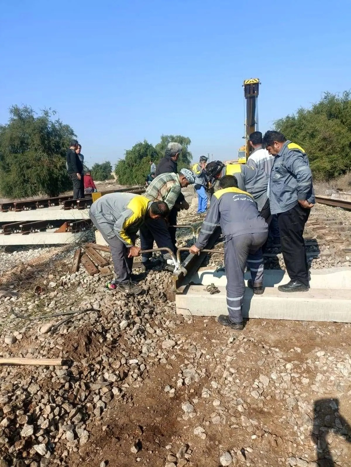 اعتراض کارگران ابنیه فنی لرستان پایان یافت