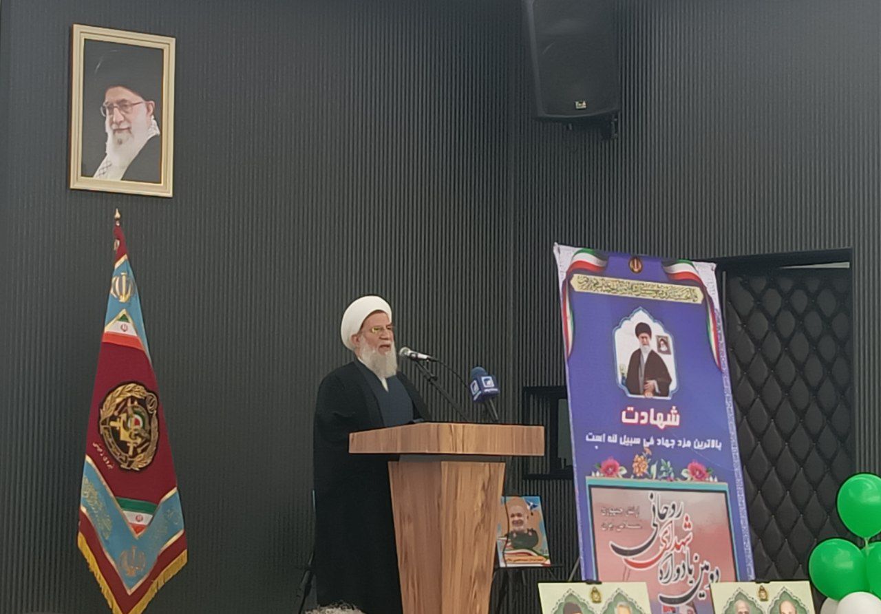 رییس عقیدتی ارتش: پشتیبانی از رییس جمهور نشانه ولایت مداری است