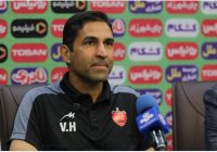 هلیکوپتر در زمین تراکتور/احتمال بازگشت هاشمیان به فوتبال ایران هلیکوپتر در زمین تراکتور/احتمال بازگشت هاشمیان به فوتبال ایران