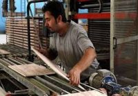 معطلی کارگران اخراجی «سامان کاشی» برای تسویه حساب ۱۰ ساله شد