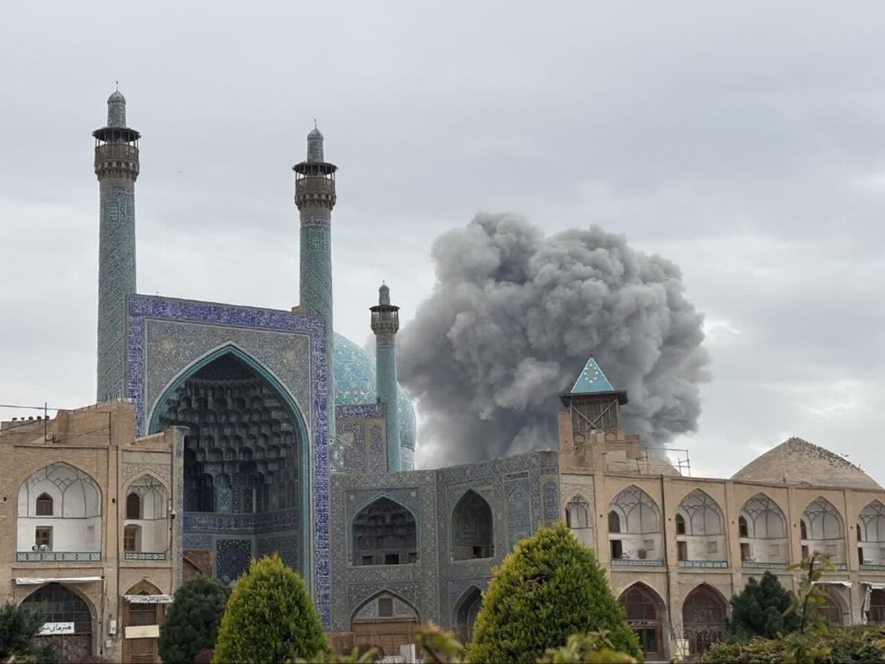 ۵۰۰ میلیون دلار خسارت جنگ به میراث تاریخی اصفهان