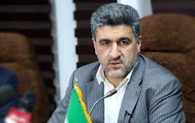 شرکتهای نفت و گاز در بورس عرضه و تکلیف سهام عدالت مشخص شود
